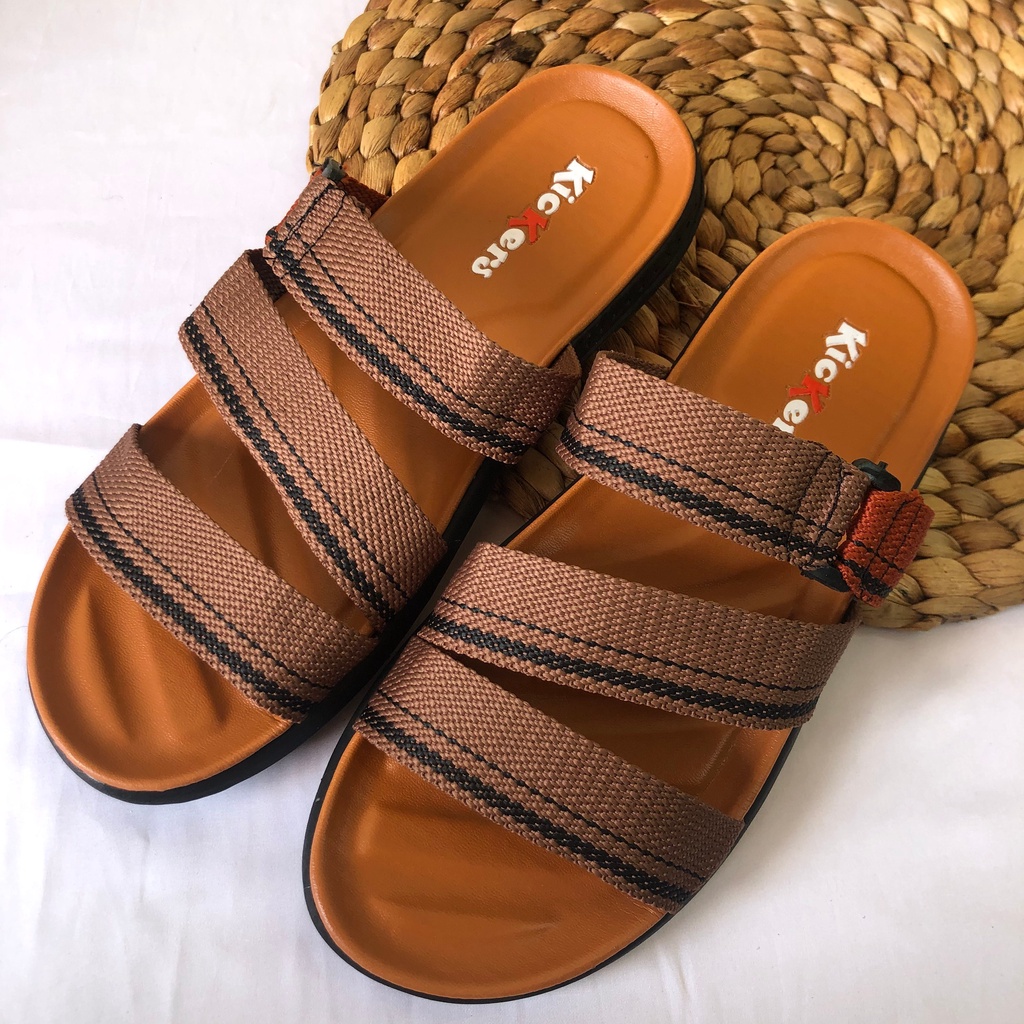 *PROMO TANPA KARDUS *  SLOP BISBAN 4 Sendal SANDAL cowok  PRIA termurah terlaris Sandal Selop Pria Sandal Pria Terbaru Sandal Slide Pria Sandal Pria Casual Sandal Slip On Sandal Pria Slide Sandal Casual distro termurah