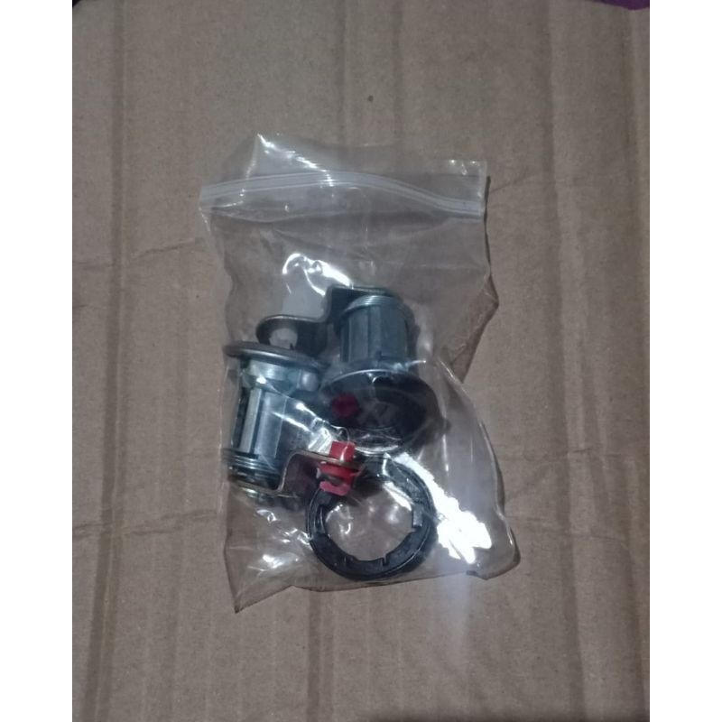 Kunci Pintu Set Taft GT Rocky F70 Feroza Hiline