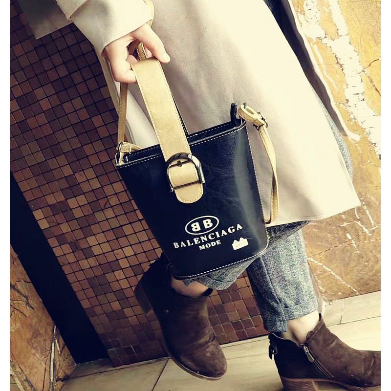 tas selempang kecil wanita model balen import vintage bag hitam polos