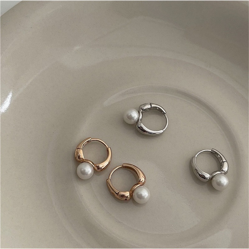 [ Women Vintage Metal  Pearl Hoop Earrings Statement Drop Earrings ]