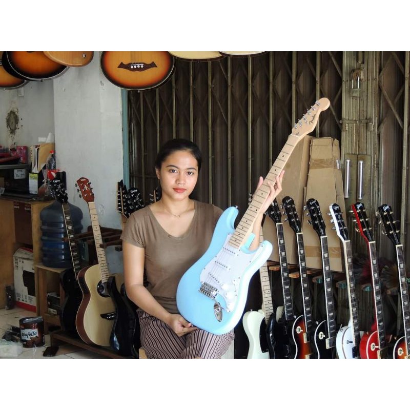 GITAR LISTRIK FENDER STRATOCASTER BIRU