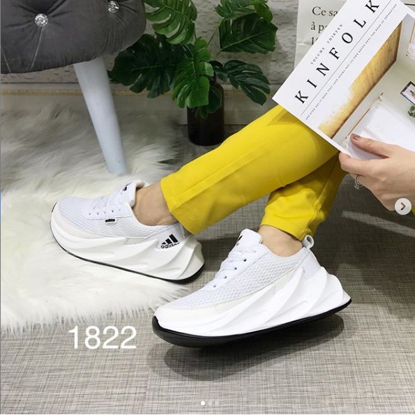 Sepatu Sneakers wanita import realpict 1822