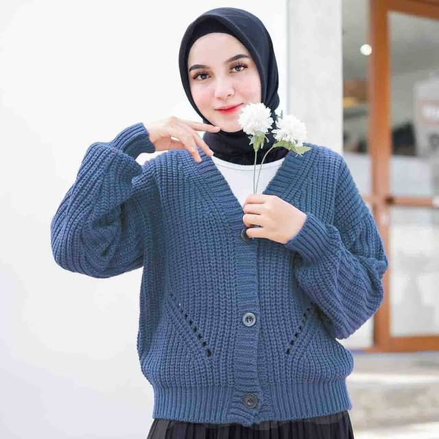 Cardigan Rajut Wanita Tebal