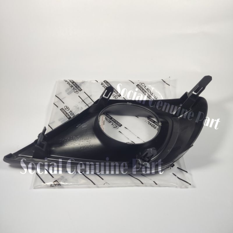 Cover foglamp fog lamp grand innova 2014-2015 Tipe G non chrome Original toyota