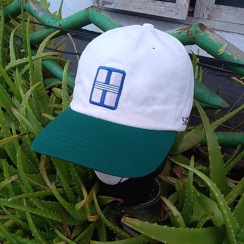 TOPI SECOND VINTAGE MADE IN USA BY TOWN TALK