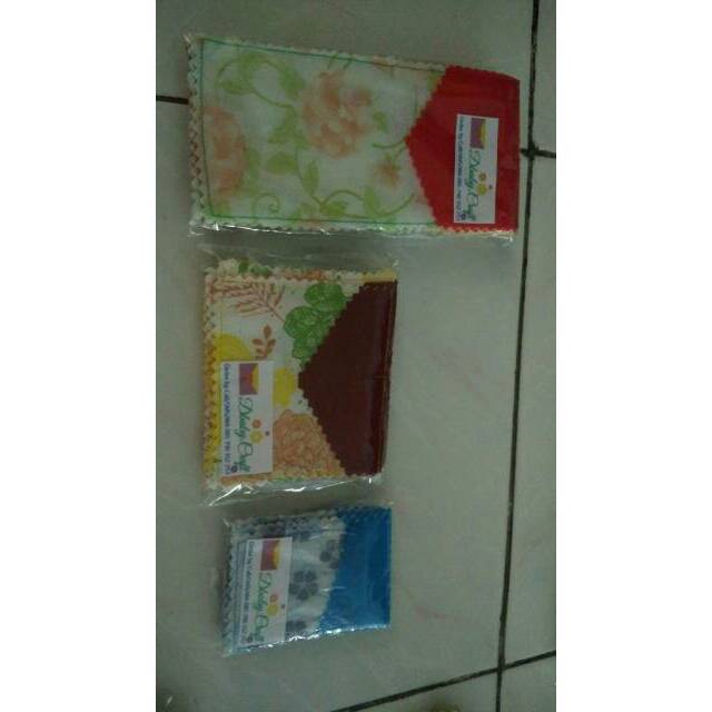 

Amplop kain utk Lebaran