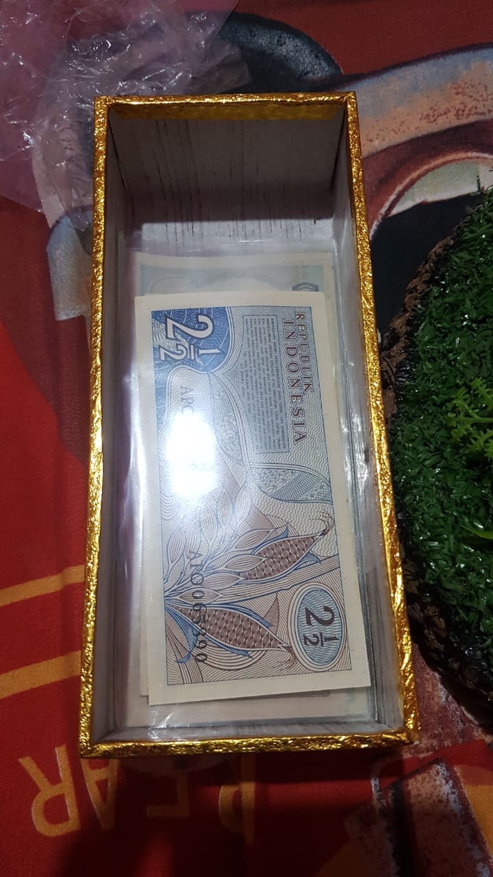 Kotak Uang / Box Uang