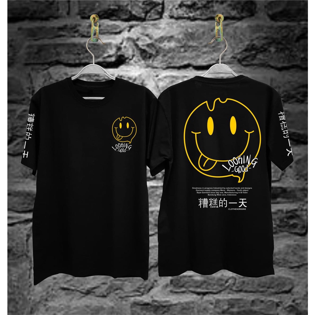 Kaos Tshirt Pria Terbaru Samurai Jepang Smile Nucking Futs Warna Hitam Distro Lengan Pendek Motif Sablon Bergambar Keren