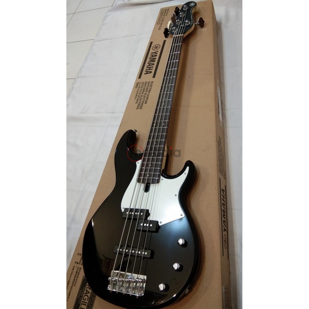 5 String Electric Guitar
 - Yamaha Bb235 5 String Black 5 String Electric Bass Guitar Glossy Finish Shopee Indonesia