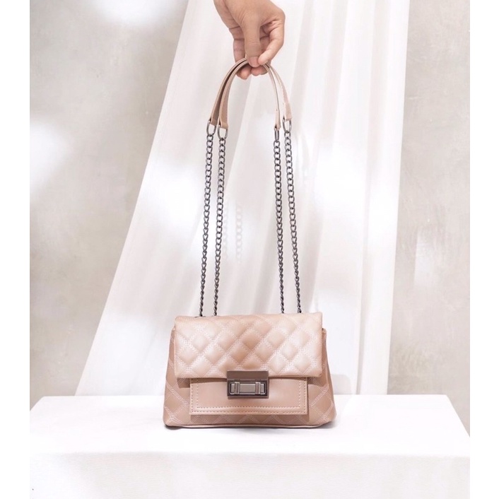 [SIAP KIRIM]Tas slempang wanita/Tas rantai wanita/Tas rantai cewek/Tas fashion wanita/PUFFY BAG/TAS 
