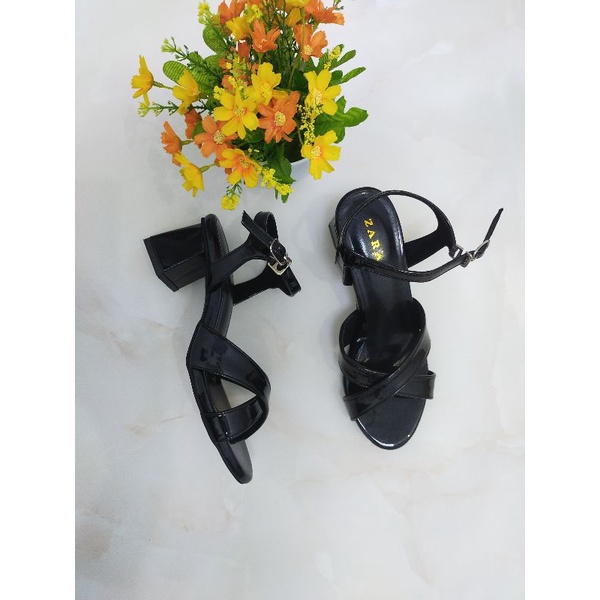 Heels 5 cm silang