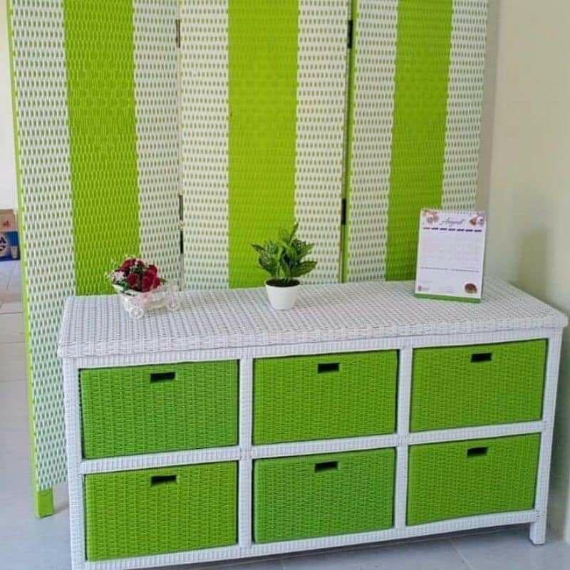 Lemari Rotan Sintetis 6 Laci dan 4 Laci