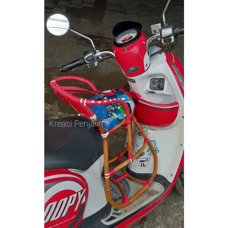 Boncengan Anak Free Sabuk Pengaman Digunakan untuk motor matic