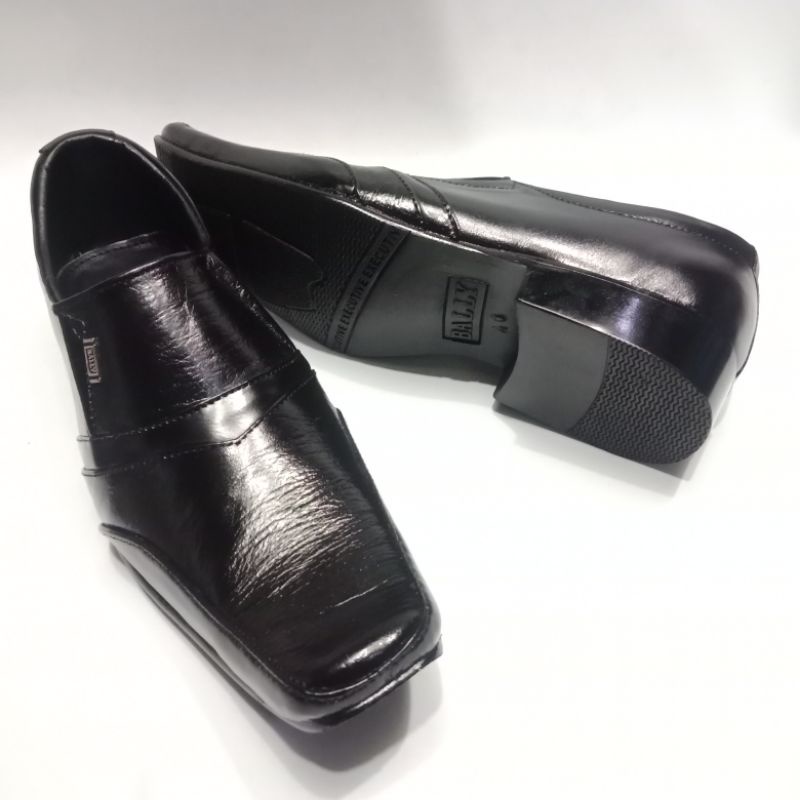 Sepatu Formal Pria / BALLY / Sepatu Kerja Pria