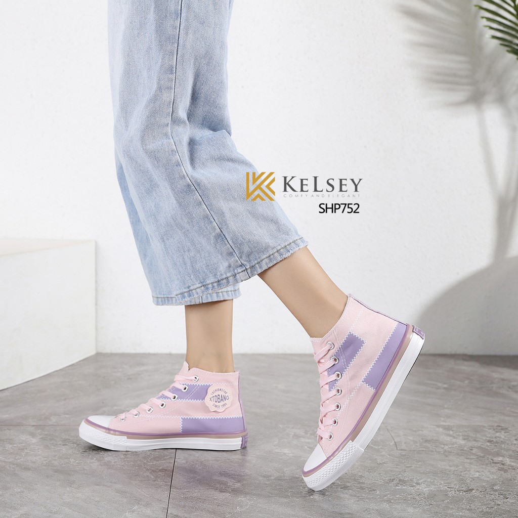 Sepatu Sneakers Kanvas Wanita Kelsey / Sepatu Kerja Anak Remaja Hingga Dewasa SHP752