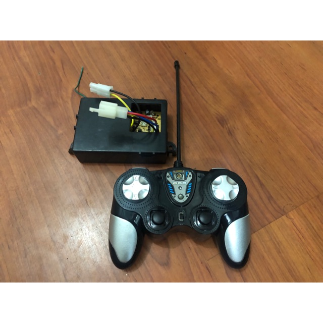 Remote mobil aki 49 mhz + ic receiver 49 mhz