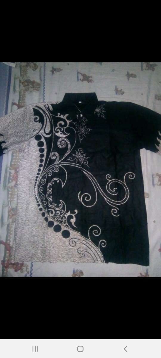 Kemeja Batik Pria Lengan Pendek     M  L  Xl