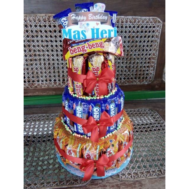 Snack bentuk kue tart ultah Shopee Indonesia Snack bentuk kue tart ultah Shopee Indonesia
