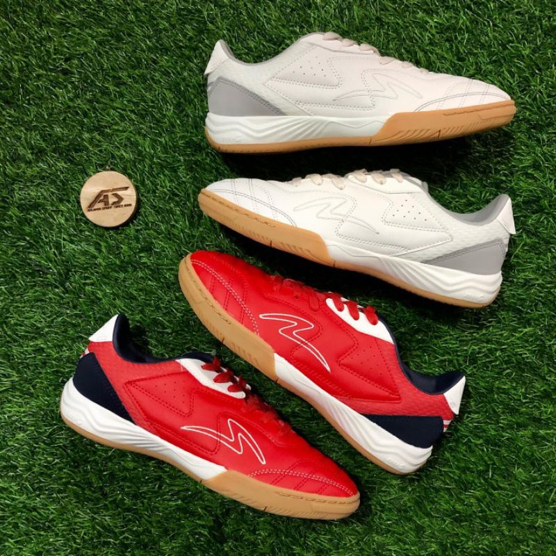 Sepatu futsal specs Metasala nativ 3