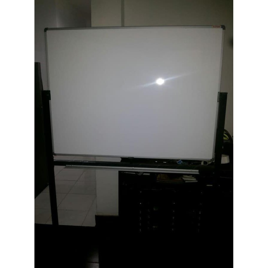 

Papan Tulis Whiteboard Magnetik Hanako 60 X 90(Double Face + Stand) Mamanmarinto