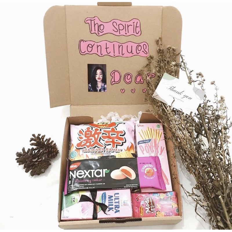 

SNACKBOX/GIFT BOX/HAMPERS/KADO ULTAH/KADO WISUDA/GIFT BOX MURAH/