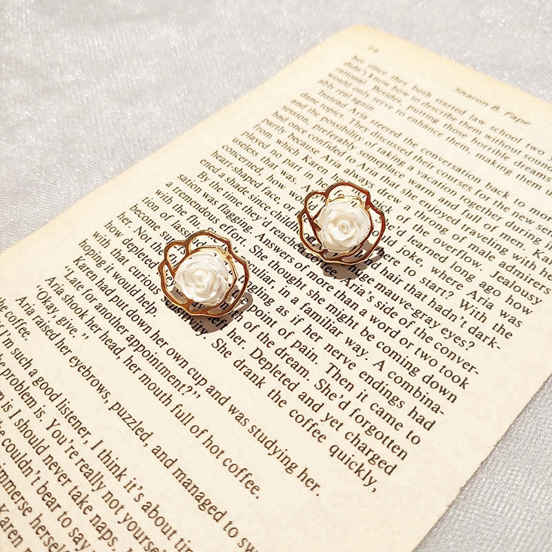 Anting Wanita Tusuk Model Rose Earrings Korean Style-4