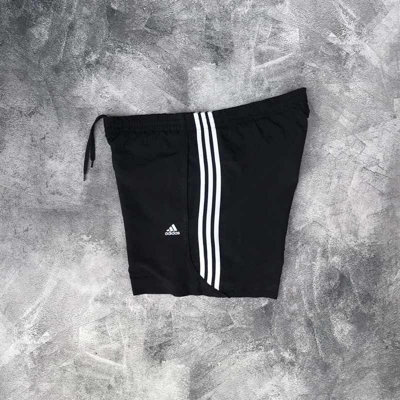 celana pendek adidas essentials running pria / second / bekas