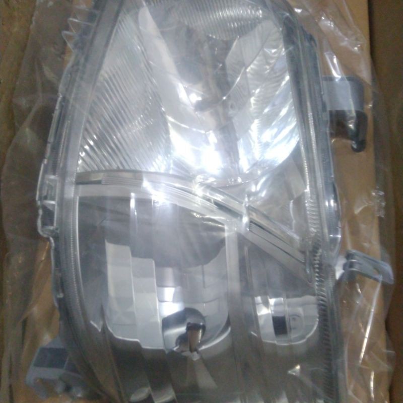 headlamp grandmax