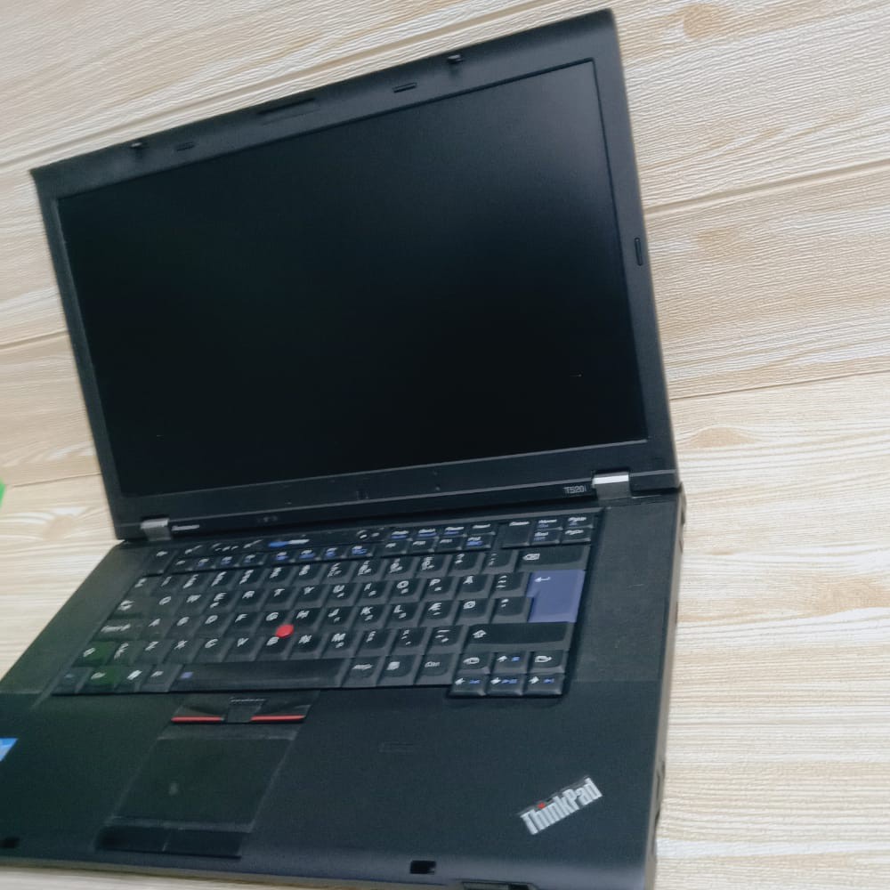 LENOVO THINKPAD T520 INTEL CORE i3 GEN 4TH RAM 4GB HDD 500GB