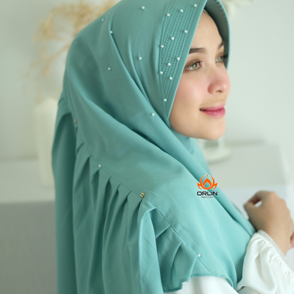 ORLIN HIJAB SALMA GURITA LAZMY BAHAN DIAMOND CREPE MUTIARA SWAROVSKY BY INDOHIJAB GROSIR