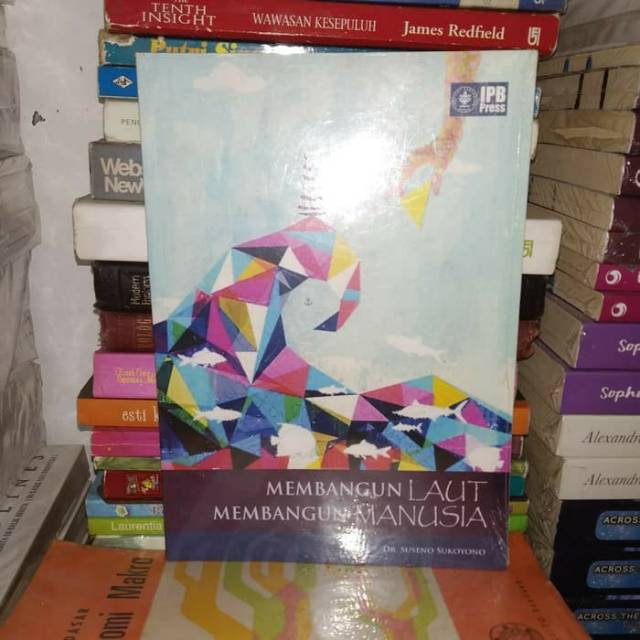 BUKU ORIGINAL MEMBANGUN LAUT MEMBANGUN MANUSIA