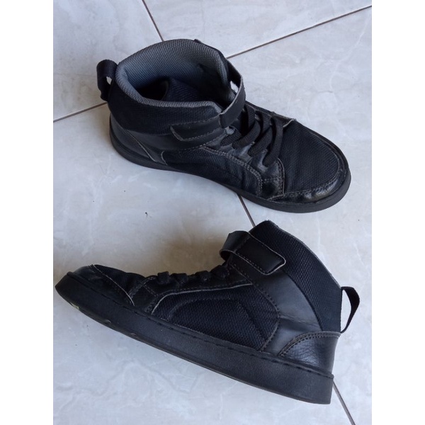 Toezone Orville Yt ORI Sepatu anak preloved murah