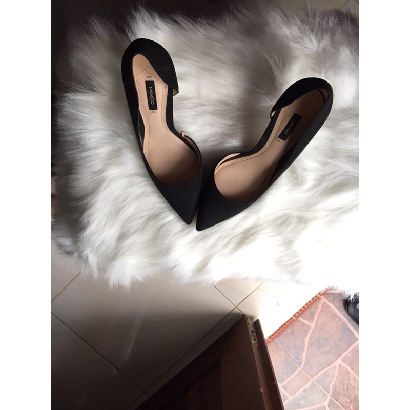 Preloved heels Mango Original size 36 Hitam