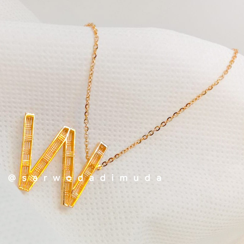 Liontin emas huruf W Sarwodadimuda Gift / 3 gr