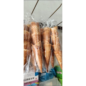 

CONE ESKRIM ALA MALL (TEBAL) ISI 5 PCS