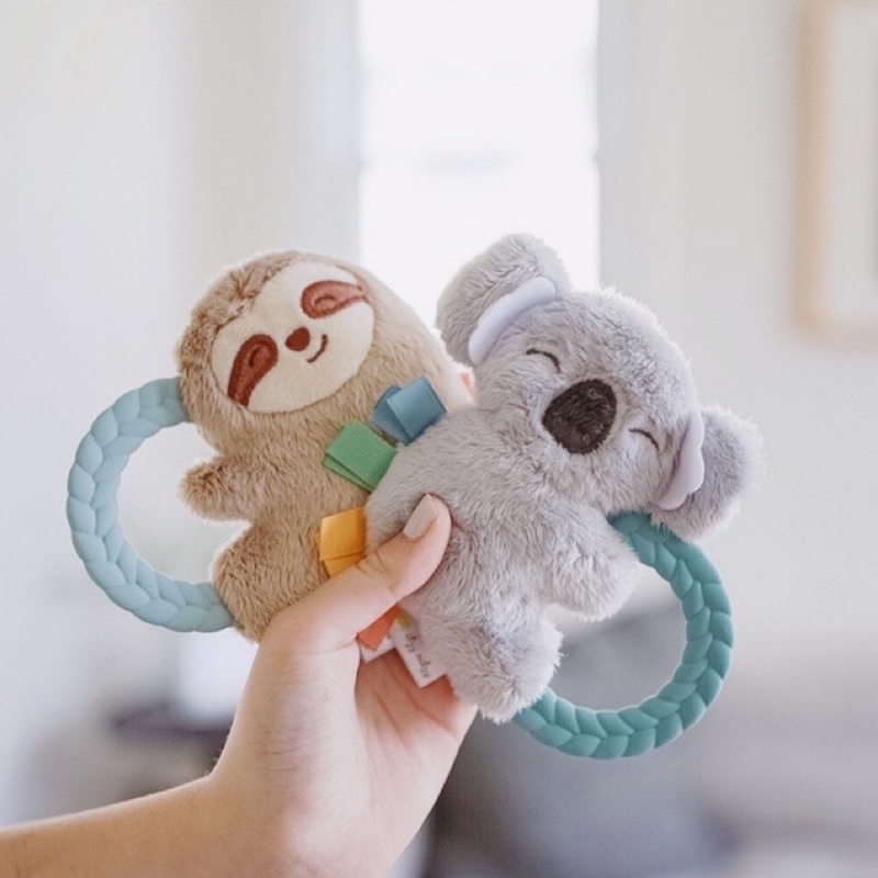 Itzy Ritzy - Teether Rattle Pal