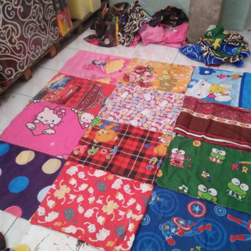 (PILIH WARNA) COVER BANTAL-GULING MURAH MERIAH