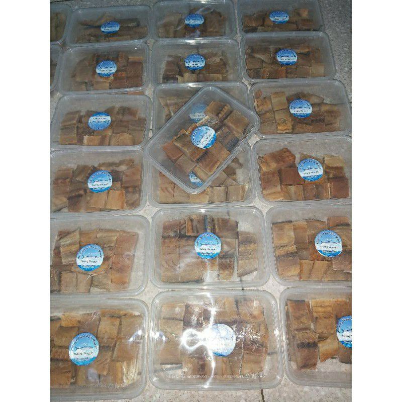 

Iwak Karing Talang / Ikan Asin Tenggiri