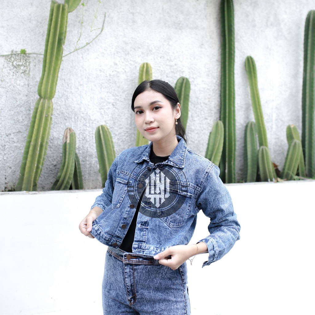 KAYANA JAKET JEANS CROP WANITA Tali Belakang