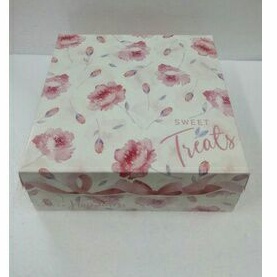 

Box Sweet Treats 25 x 25 x 9