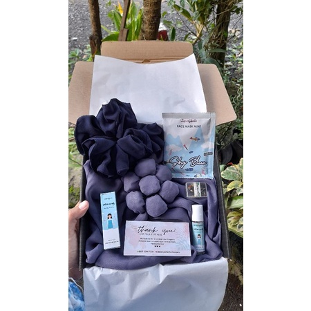 

Hampers Box Cewek