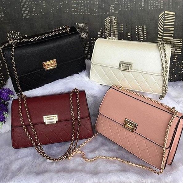 CHARLES AND KEITH push lock quilted bag original