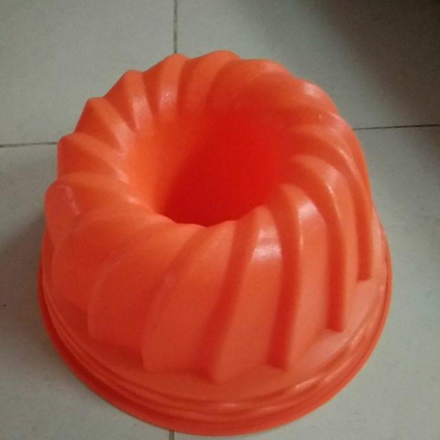 Cetakan Silikon Kue / Puding Swirl