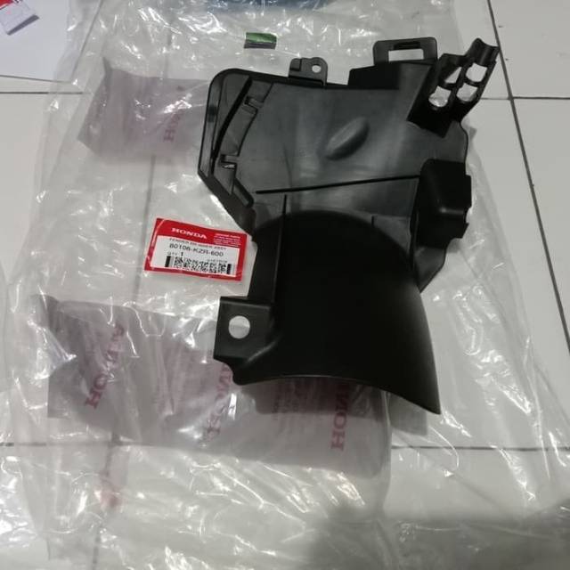 Spakbor kolong  vario techno 125 ori ahm