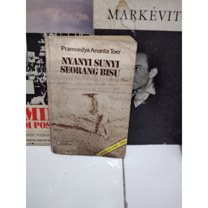 buku nyanyian sunyi seorang bisu