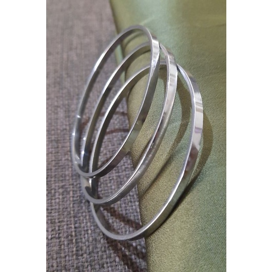 Gelang Tangan Baja Putih Anti Karat/untuk wanita/harga yg tertulis untuk 1 pc gelang