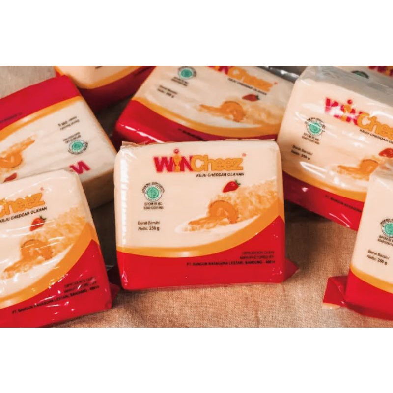 

Keju Parut/batang/Cheddar Wincheez 250gr /Keju Chef Juna/TOP Chiz & WIN Chiz