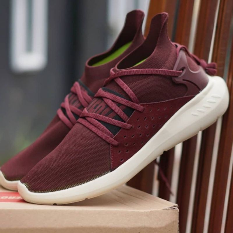 ORIGINAL Piero Shadow Sepatu Pria Slip On Lari Running Casual BNIB