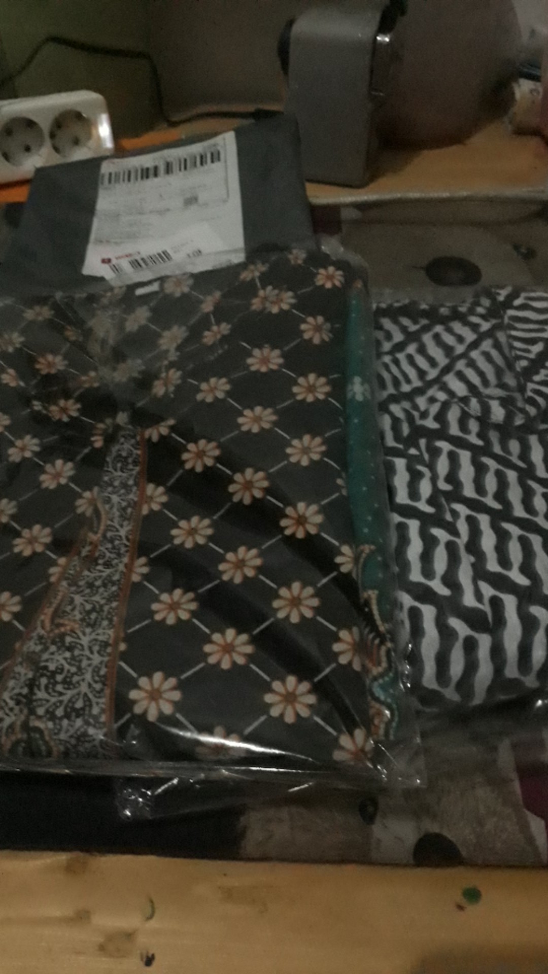 Terlaris Serut Genes Jelita Tunic Navbor Yelbor Whitbor Creambor Tunik Batik Modern Hrb030 Dolbi Dob