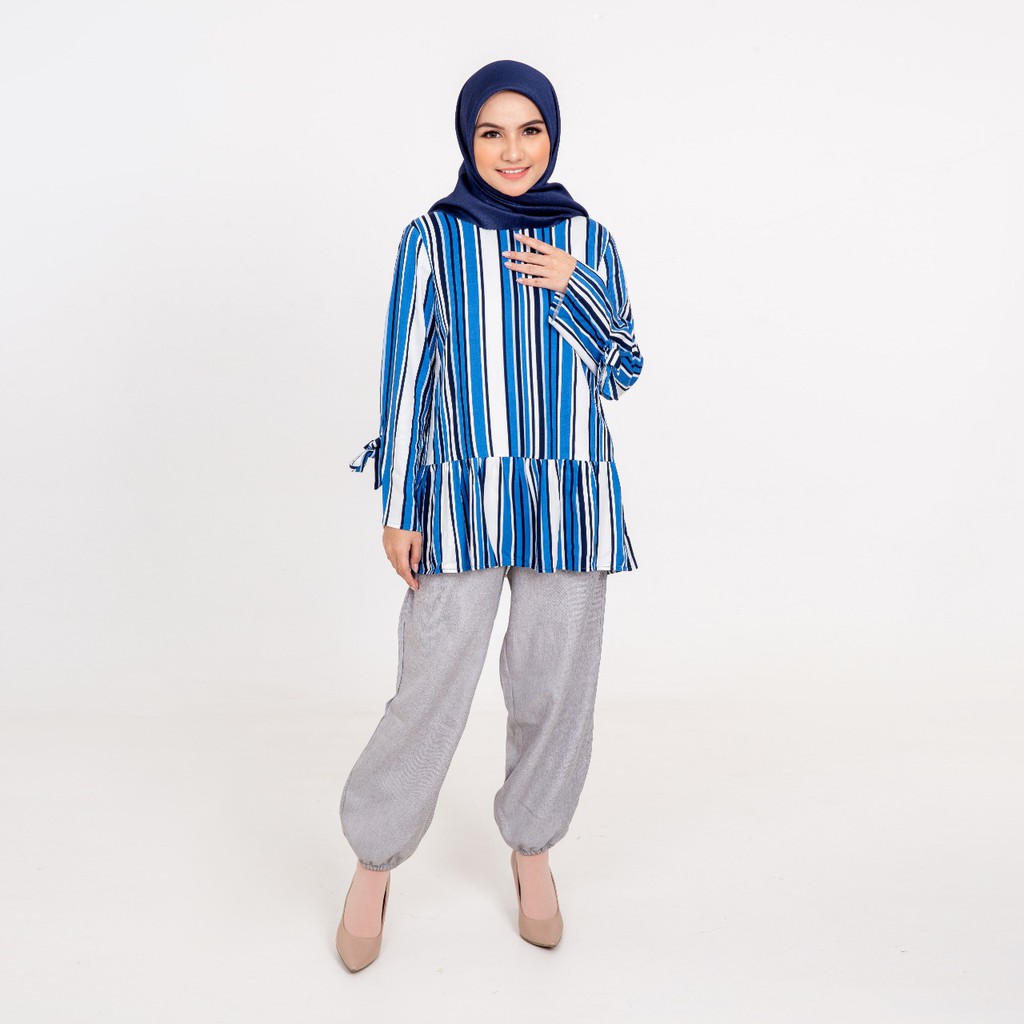 Raina Top Atasan Blouse Muslim Fashion Wanita Terlaris Blouse Wanita Atasan Wanita Blouse Blus Wanita Bluse Wanita by Azhania-5